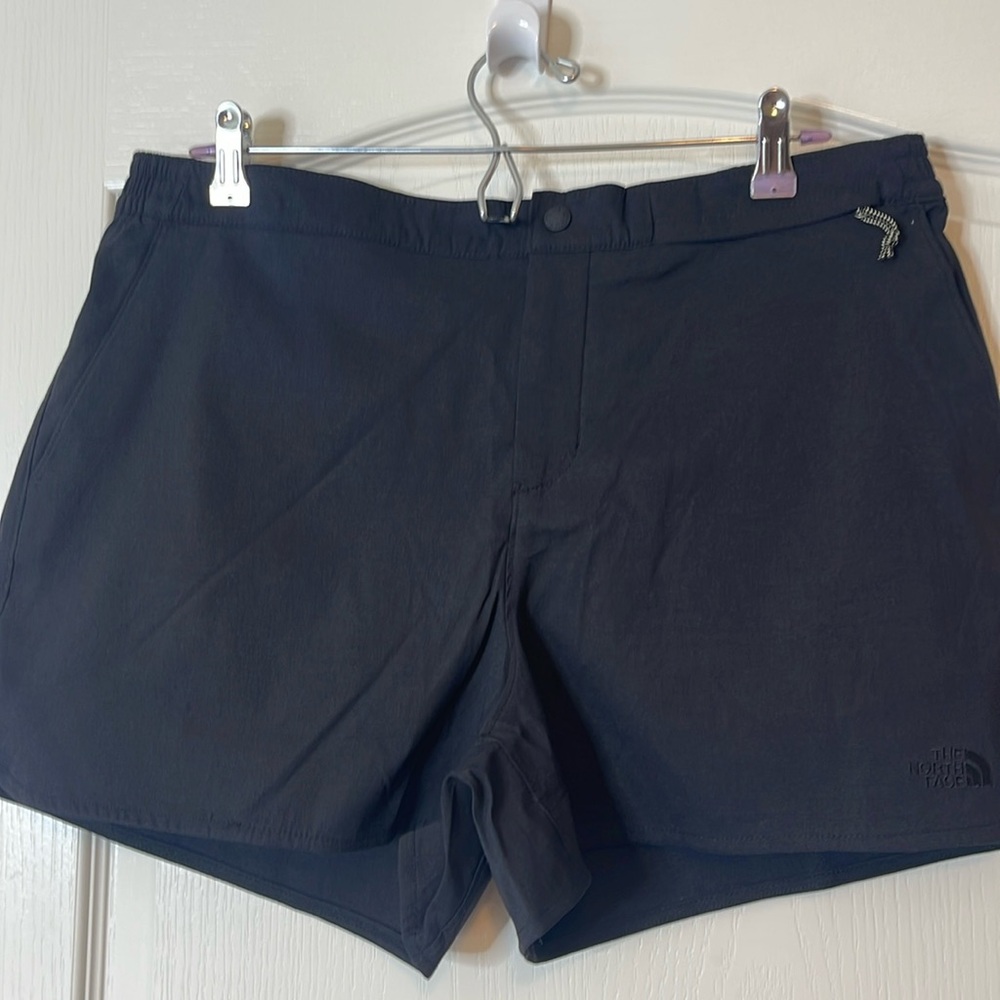 The North Face Class V Do Everything Shorts Black Size 16